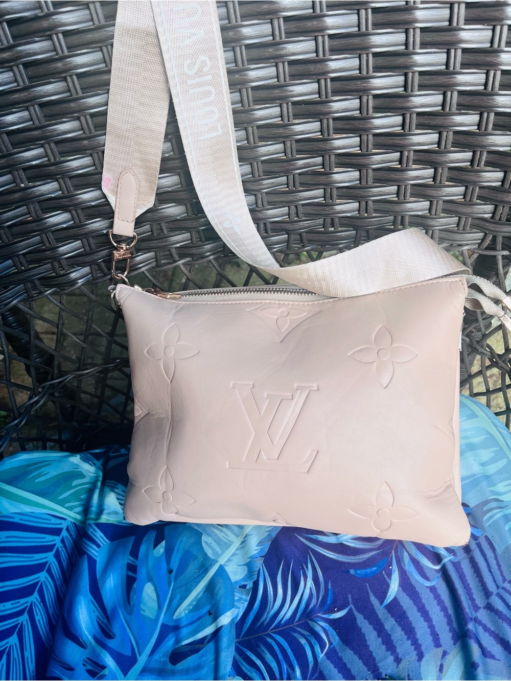 Louis Vuitton Light Pink Embossed Leather Shoulder Bag with Wide Strap